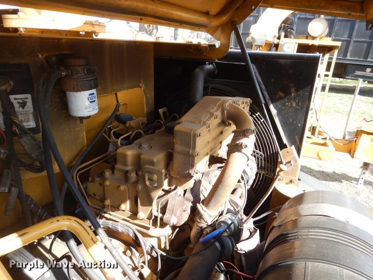 image for item HE9637 Vermeer BC1400  wood chipper