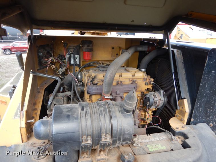 image for item HE9641 Vermeer BC1400XL  wood chipper