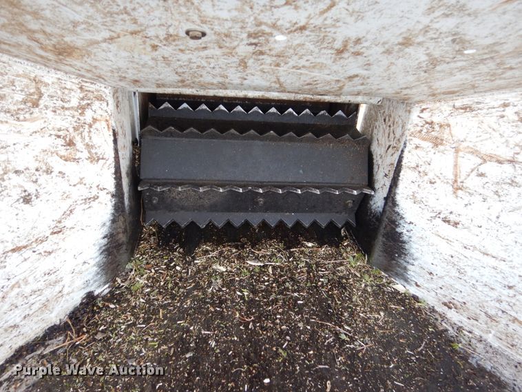 image for item HE9642 Woodsman 12X  wood chipper