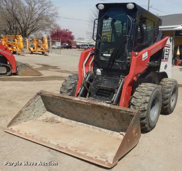 image for item HE9646 Takeuchi TS70R  skid steer loader