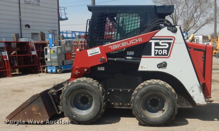 image for item HE9646 Takeuchi TS70R  skid steer loader
