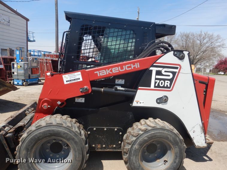 image for item HE9646 Takeuchi TS70R  skid steer loader