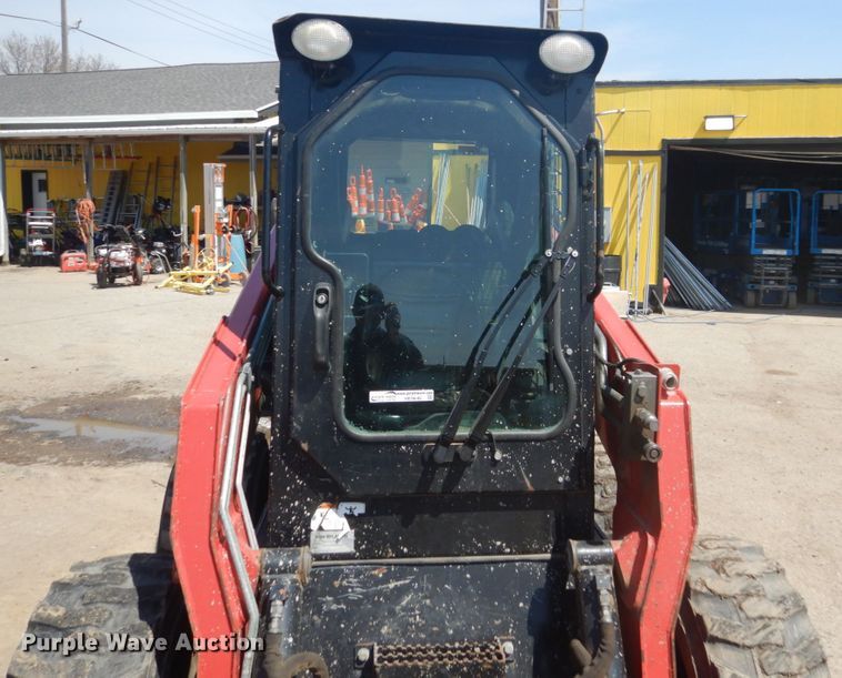 image for item HE9646 Takeuchi TS70R  skid steer loader