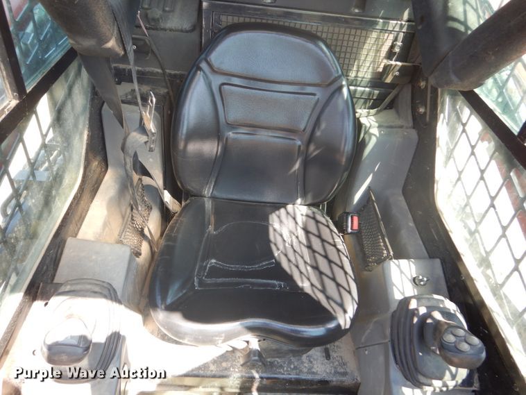 image for item HE9646 Takeuchi TS70R  skid steer loader