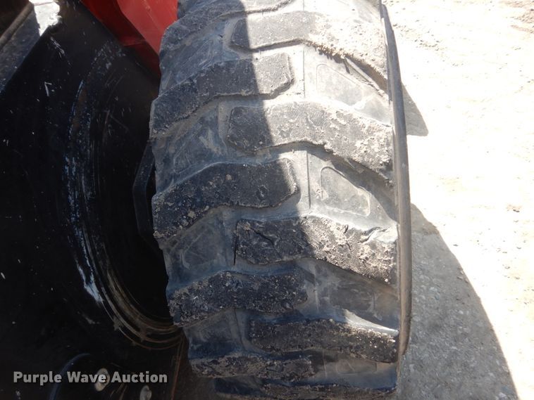 image for item HE9646 Takeuchi TS70R  skid steer loader