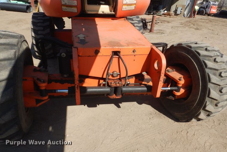 image for item HE9685 2008 JLG 660SJ  boom lift