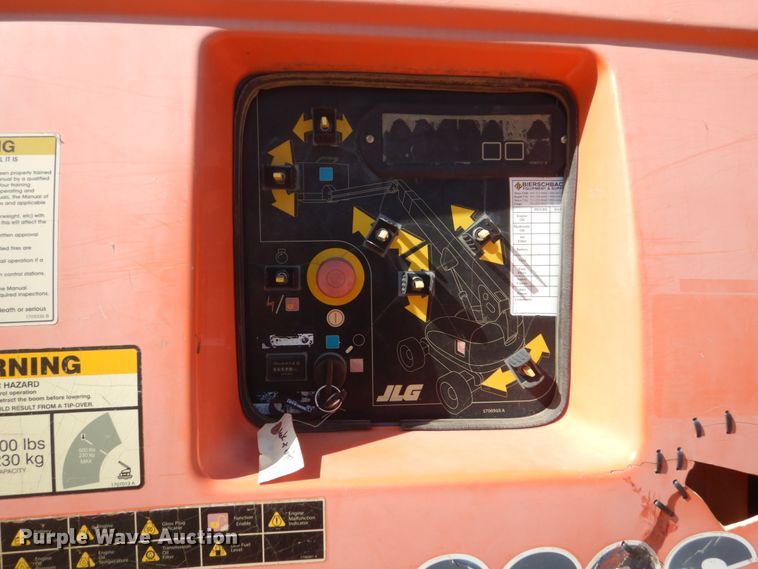 image for item HE9685 2008 JLG 660SJ  boom lift