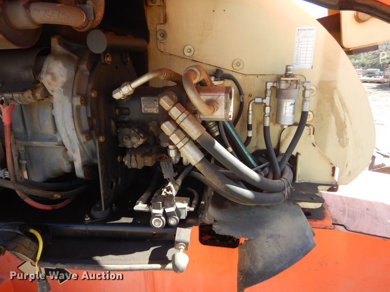 image for item HE9685 2008 JLG 660SJ  boom lift