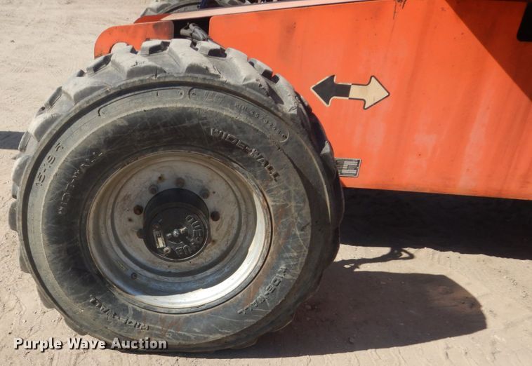 image for item HE9685 2008 JLG 660SJ  boom lift