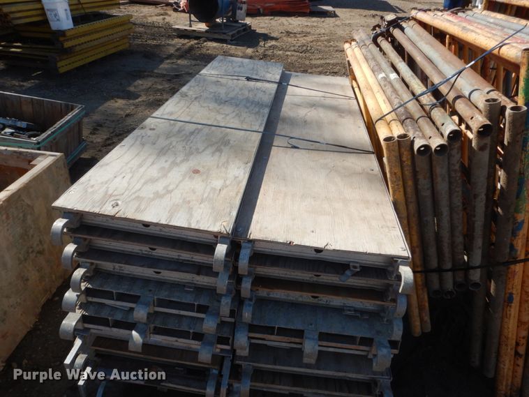 image for item HE9686 Scaffolding