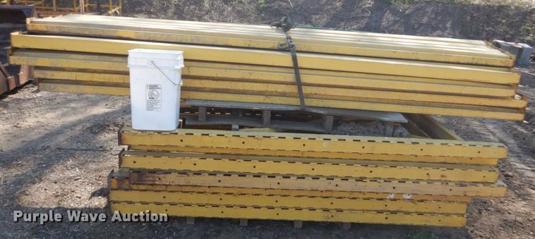 image for item HE9687 Pallet racking