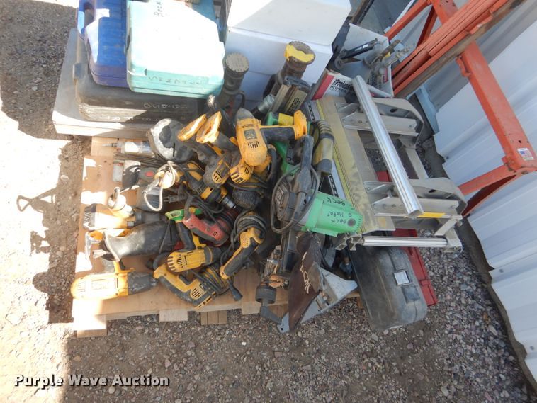 image for item HE9690 Tools