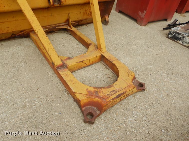 image for item HF9208 Caterpillar 637  rear gate