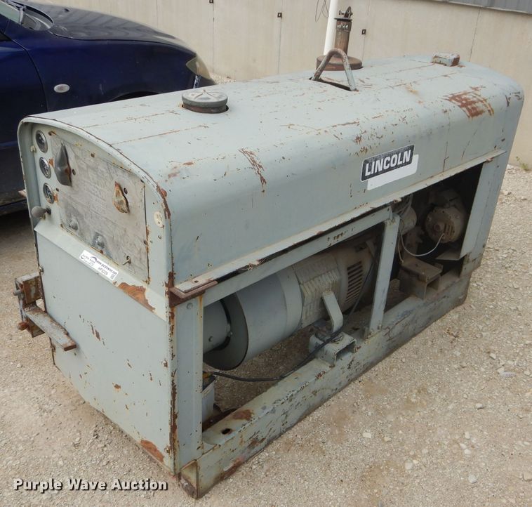 image for item HF9209 Lincoln SA250D3 152  welder