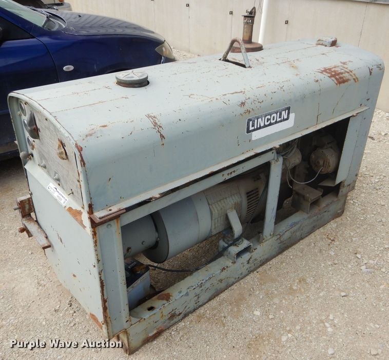 image for item HF9209 Lincoln SA250D3 152  welder