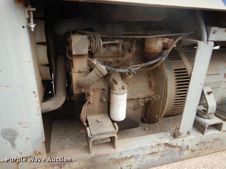 image for item HF9209 Lincoln SA250D3 152  welder