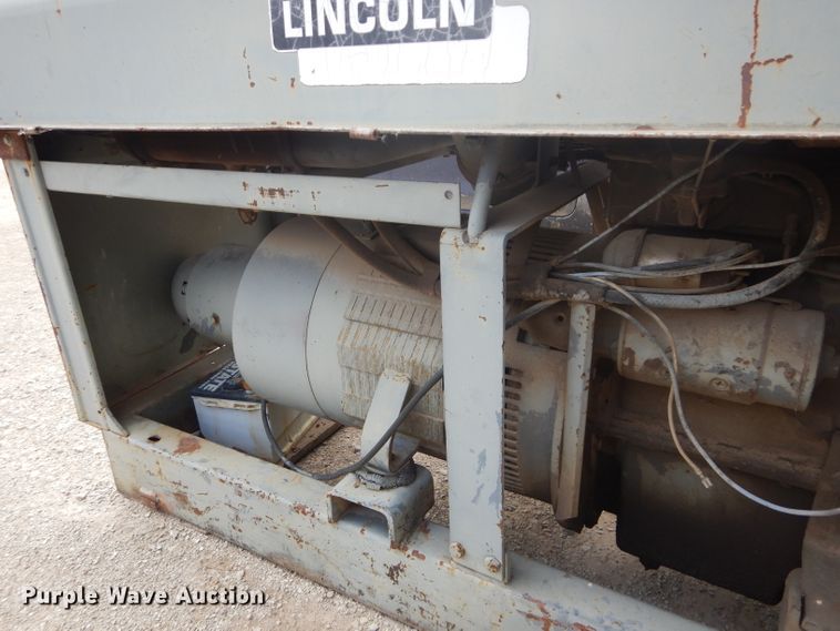 image for item HF9209 Lincoln SA250D3 152  welder