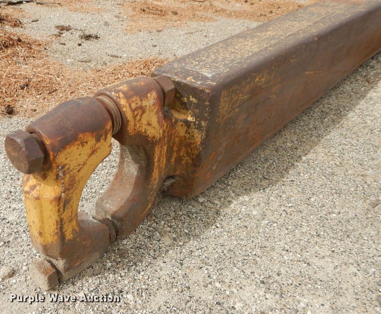 image for item HF9213 Caterpillar D8L  127"W dozer blade