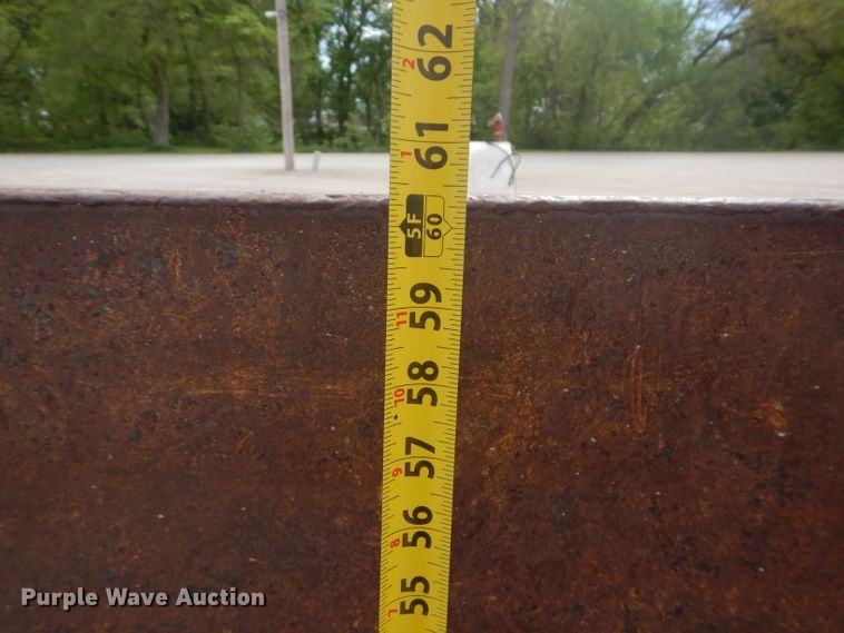 image for item HF9213 Caterpillar D8L  127"W dozer blade