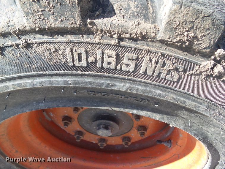 image for item HF9845 2004 Bobcat S150  skid steer loader