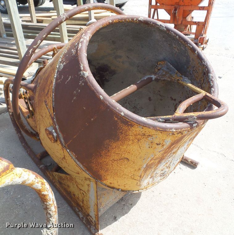 image for item HF9896 Camlever concrete bucket