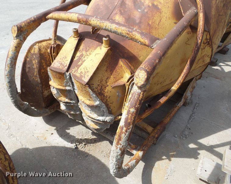 image for item HF9897 Camlever concrete bucket