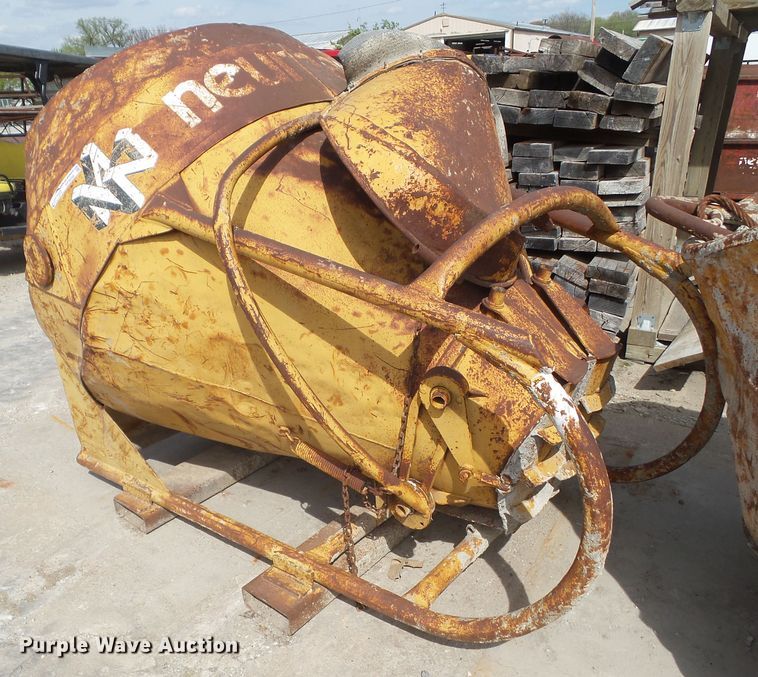 image for item HF9898 Camlever concrete bucket