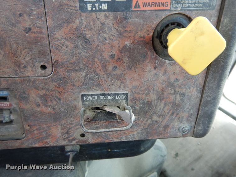 image for item HO9324 1998 International Paystar 5000  ready mix truck