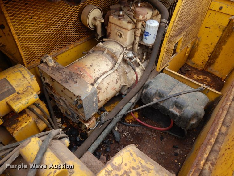 image for item HR9056 Flat 1300 3A  air compressor