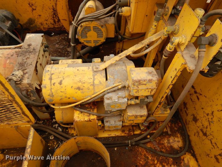 image for item HR9056 Flat 1300 3A  air compressor