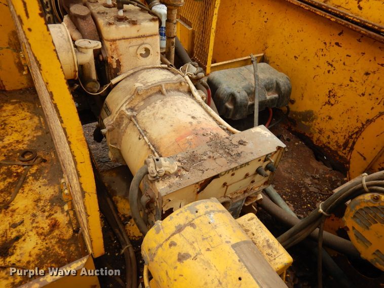 image for item HR9056 Flat 1300 3A  air compressor