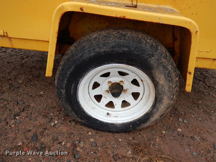 image for item HR9056 Flat 1300 3A  air compressor