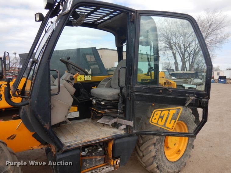 image for item HR9119 JCB 530  telehandler