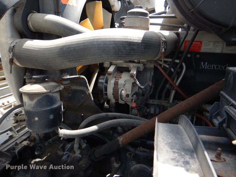 image for item HT9251 2004 Sterling L-Line  vacuum truck