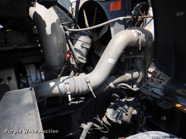 image for item HT9251 2004 Sterling L-Line  vacuum truck