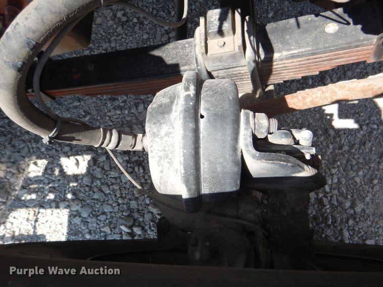 image for item HT9251 2004 Sterling L-Line  vacuum truck