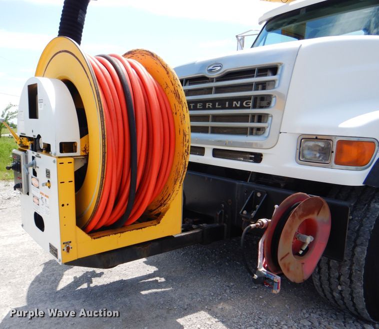 image for item HT9251 2004 Sterling L-Line  vacuum truck