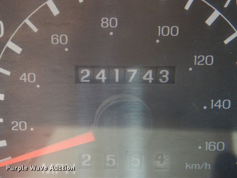 image for item HX9233 2008 Ford F750 Super Duty  utility / service truck