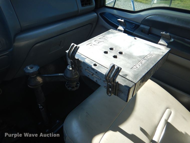 image for item HX9233 2008 Ford F750 Super Duty  utility / service truck