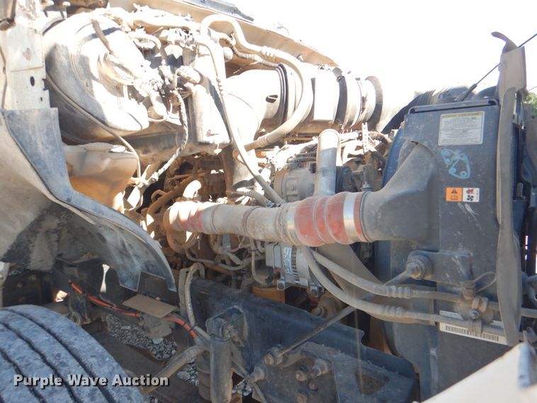 image for item HX9233 2008 Ford F750 Super Duty  utility / service truck