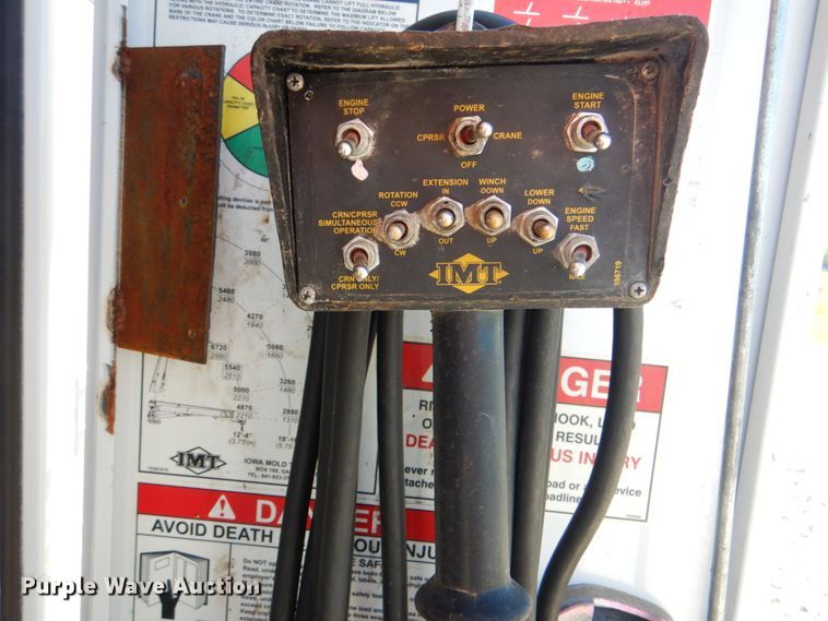 image for item HX9233 2008 Ford F750 Super Duty  utility / service truck