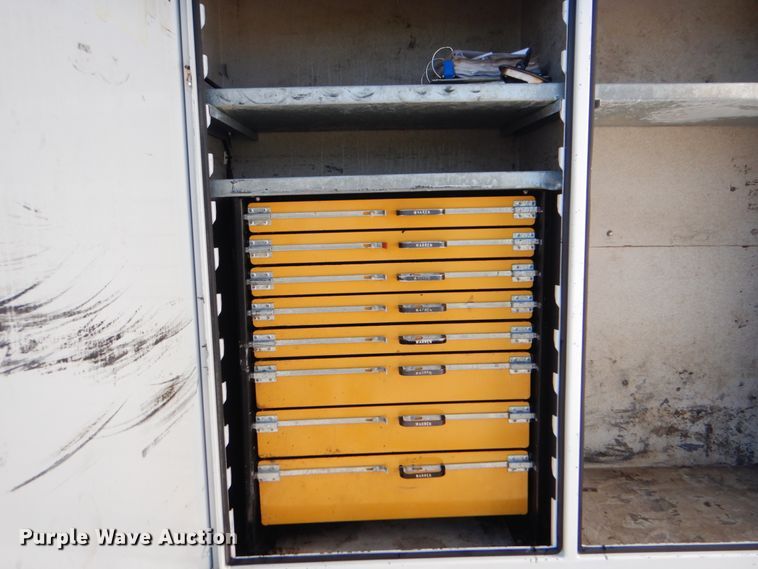 image for item HX9233 2008 Ford F750 Super Duty  utility / service truck