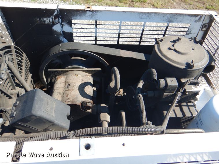 image for item HX9233 2008 Ford F750 Super Duty  utility / service truck