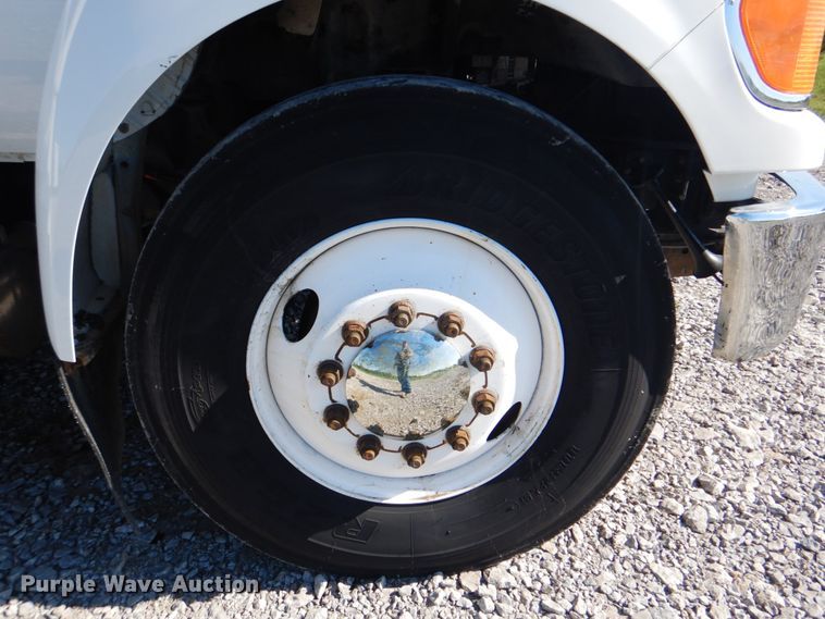 image for item HX9233 2008 Ford F750 Super Duty  utility / service truck