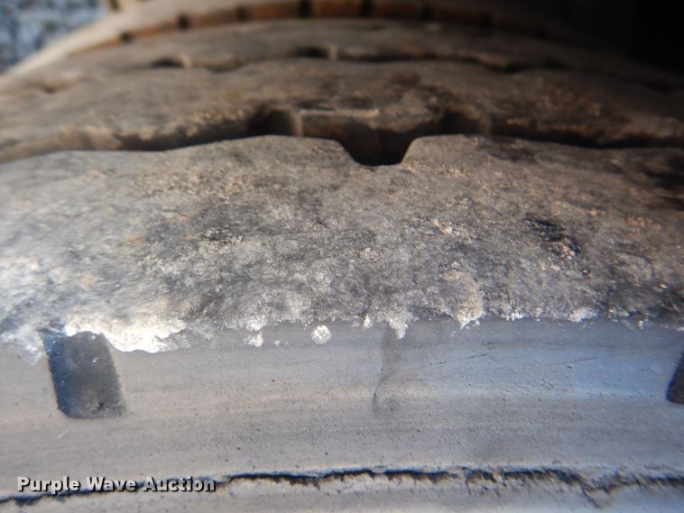 image for item HX9233 2008 Ford F750 Super Duty  utility / service truck