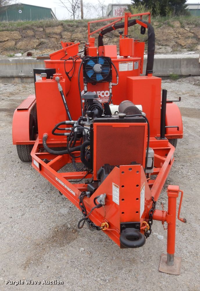 image for item ID9775 2013 Crafco SS250DC melter applicator