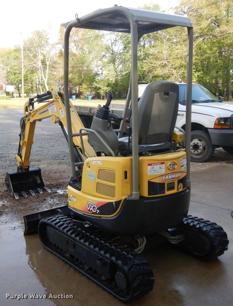image for item ID9779 2016 Yanmar VIO17-A  mini excavator