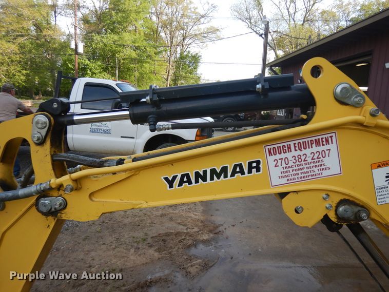 image for item ID9779 2016 Yanmar VIO17-A  mini excavator