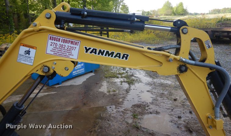 image for item ID9779 2016 Yanmar VIO17-A  mini excavator