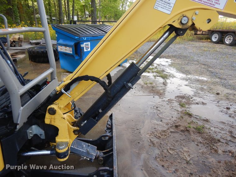 image for item ID9779 2016 Yanmar VIO17-A  mini excavator